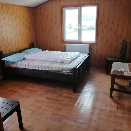 La Elvetian Otel Yaş Dış mekan fotoğraf
